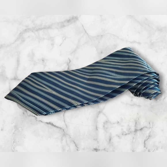 Banana Republic Midnight Green Stripe Silk Tie Made in Italy RN 54023 CA 17897 - Picture 7 of 7